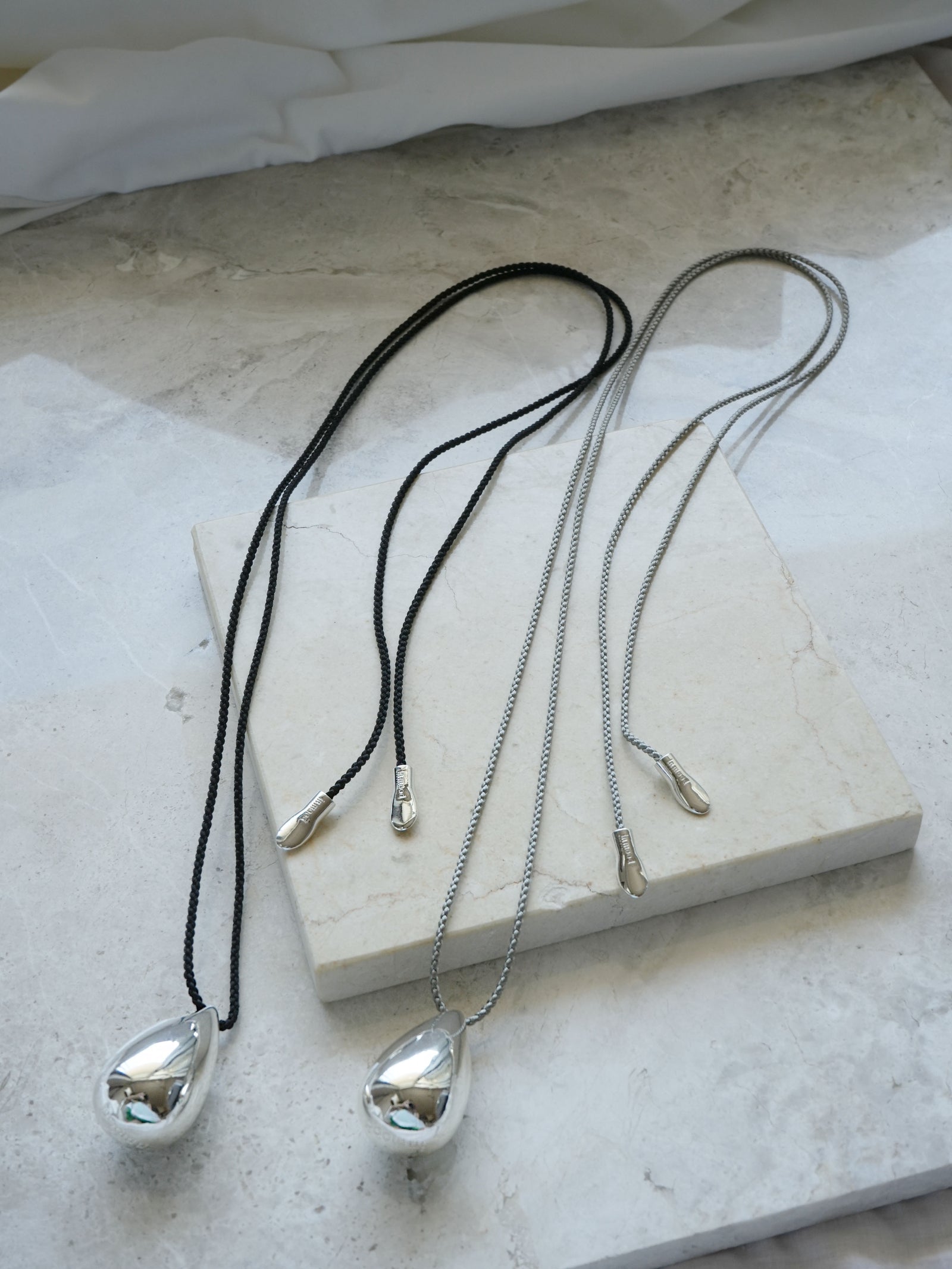 SILK BIG DROP -NECKLACE – in mood ONLINE STORE
