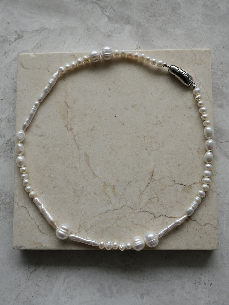 MAGNET MIX PEARL - NECKLACE