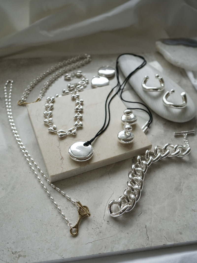 SILK MOON - NECKLACE