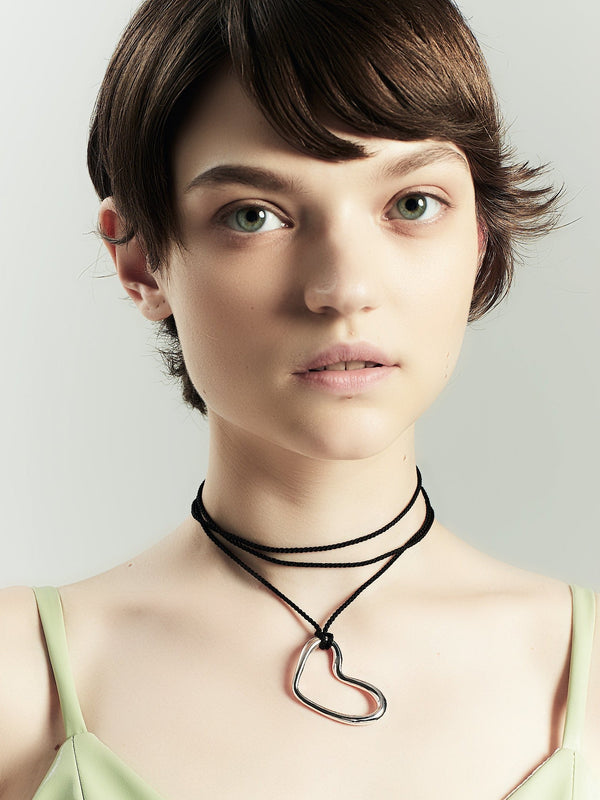 HEART SILK -NECKLACE