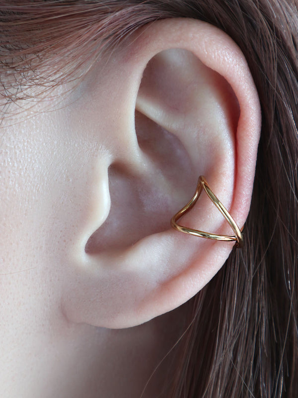 CROSS -EAR CUFF