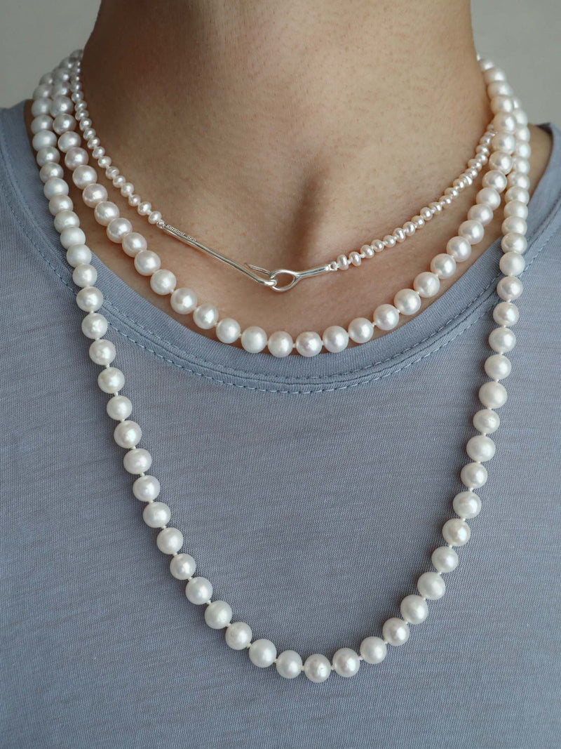57 HOOK PEARL -NECKLACE